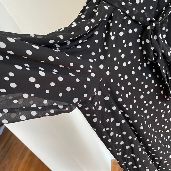 NEW NWT ROZ & ALI DRESSBARN Polka Dot Ruffle V-Neck Sleeveless Jumpsuit Black 16 - Picture 9 of 16